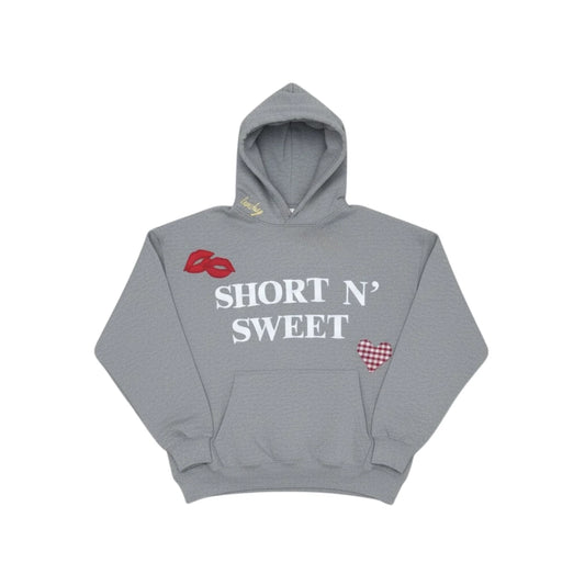 𝗦𝗮𝗯𝗿𝗶𝗻𝗮 𝗖𝗮𝗿𝗽𝗲𝗻𝘁𝗲𝗿 𝗦𝗵𝗼𝗿𝘁 𝗡 𝗦𝘄𝗲𝗲𝘁 𝗛𝗼𝗼𝗱𝗶𝗲